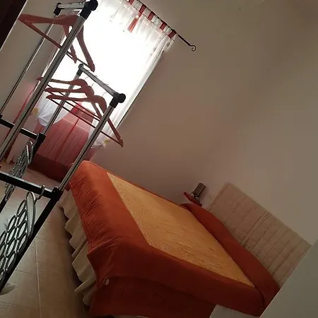 Vico Crisumma بيت ضيافة ميسانيي