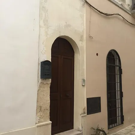 بيت ضيافة Vico Crisumma *